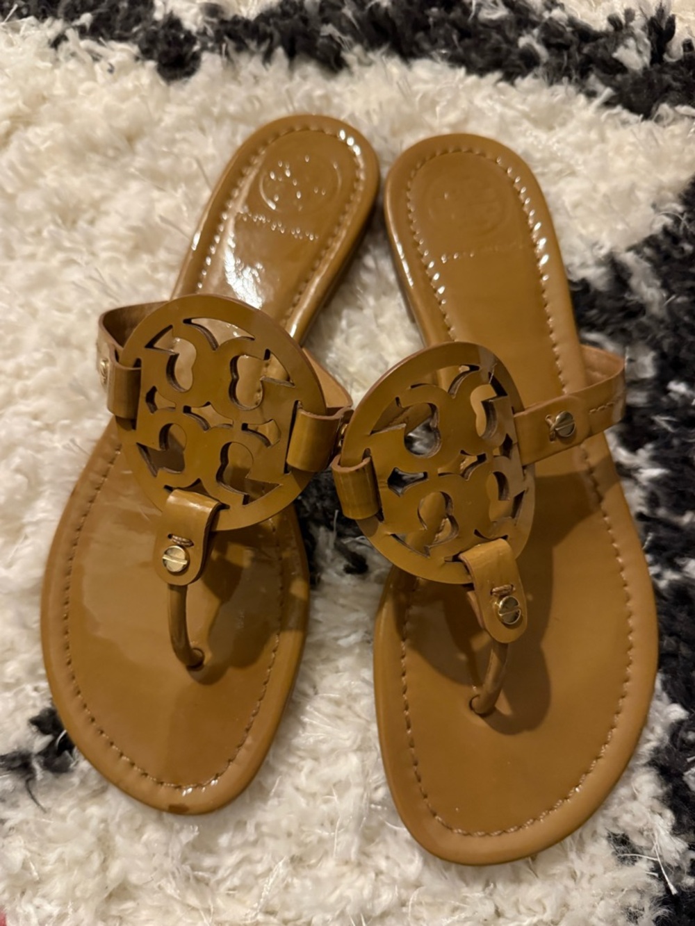 Tory Burch Miller Sandals Tan Patent Leather Size 8.5